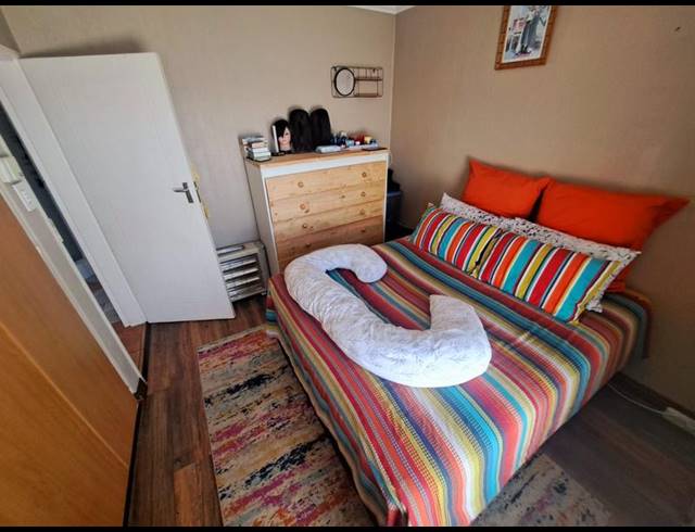 2 BEDROOM HOUSE FOR SALE IN HEUWELOORD